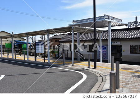 Mie Prefecture: Utsube Station and station square rotary of the Yokkaichi Asunaro Railway Mie Prefecture: Utsube Station and station square rotary of the Yokkaichi Asunaro Railway 138667017