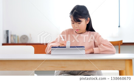 學習作業平板電腦圖片 138668670