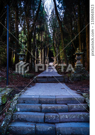 上色見熊野座神社的黎明【熊本縣阿蘇郡高森町】 上色見熊野座神社的黎明【熊本縣阿蘇郡高森町】 138668923