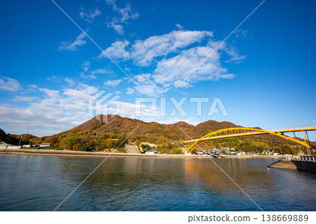 高根橋和瀨戶內海的景色（廣島縣尾道市瀨戶田 - 秋季） 138669889