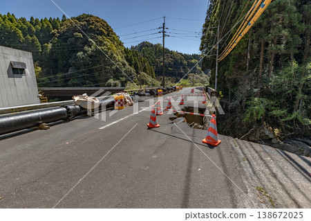 Materials from the site of the heavy rain disaster in Kirishima City, Kagoshima Prefecture: Temporary water pipes being laid. 138672025