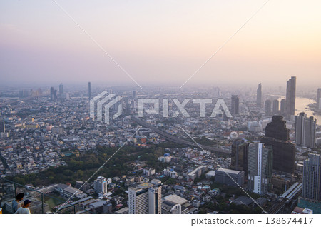 泰國曼谷的夜景 138674417