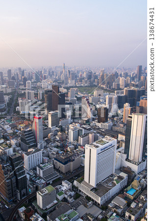 泰國曼谷的夜景 泰國曼谷的夜景 138674431