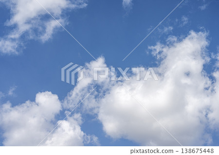 春日的天空,藍天,晴朗,春天,四月,圖片 春日的天空,藍天,晴朗,春天,四月,圖片 138675448