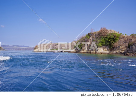 愛媛郡今治市:野島城跡與洋流景觀 愛媛郡今治市:野島城跡與洋流景觀 138676483
