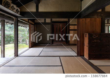 Traditional Japanese-style rooms found in old Japanese houses 138677864