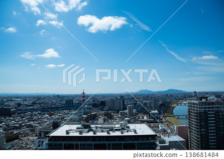 View from the Niigata Media Ship observation deck (towards the Niigata Prefectural Government building) View from the Niigata Media Ship observation deck (towards the Niigata Prefectural Government building) 138681484