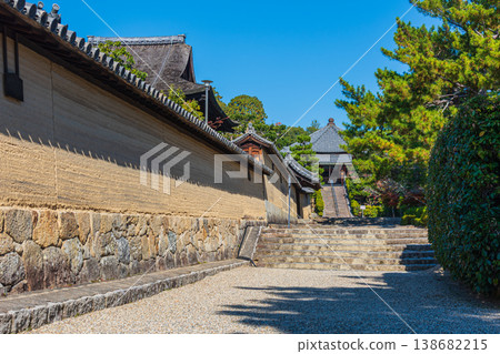 聯合國教科文組織世界遺產:奈良縣斑鳩村;國寶:法隆寺;聖德太子 聯合國教科文組織世界遺產:奈良縣斑鳩村;國寶:法隆寺;聖德太子 138682215