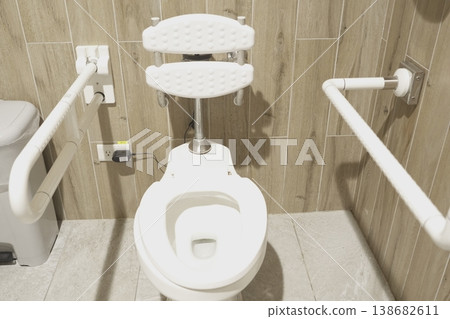 Barrier-free Barrier-free 138682611