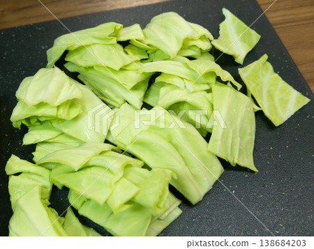 Cabbage, roughly chopped Cabbage, roughly chopped 138684203