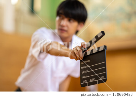 一名名叫卡欽科的男學生 138690483