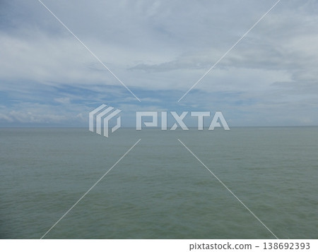 從奧突海岸(靜岡縣靜岡市駿河區)眺望太平洋全景 從奧突海岸(靜岡縣靜岡市駿河區)眺望太平洋全景 138692393