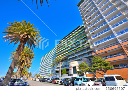 靜岡縣弁天島海濱公園內林立著度假飯店 靜岡縣弁天島海濱公園內林立著度假飯店 138696307