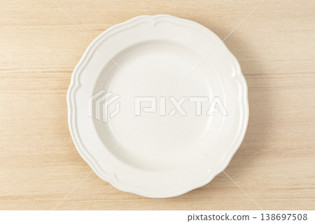 Dinner plates placed on the table Dinner plates placed on the table 138697508