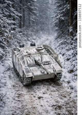 德國四號坦克 Ausf。 J 穿過雪地。 138697512