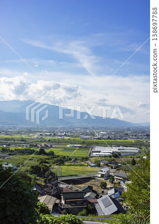 南阿爾卑斯市和中央市的夏季街景 南阿爾卑斯市和中央市的夏季街景 138697788