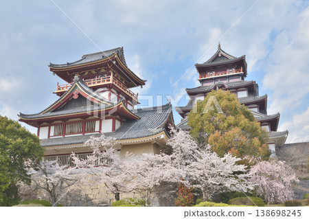 Sakura in Fushimi Momoyama Castle Sakura in Fushimi Momoyama Castle 138698245
