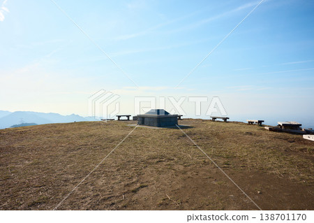 岩脅山 岩脅山 138701170