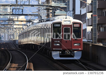 [Hankyu Railway] 1000 series Limited Express "Nissei Express" (Takarazuka Line: Okamachi Station) 138701236