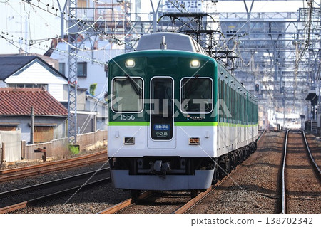 【京阪電鐵】1000系列通勤半特快列車(京阪本線:森莊寺站) 【京阪電鐵】1000系列通勤半特快列車(京阪本線:森莊寺站) 138702342