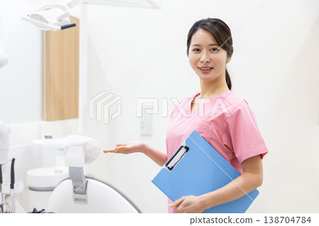 Portraits of dentists and dental hygienists 138704784