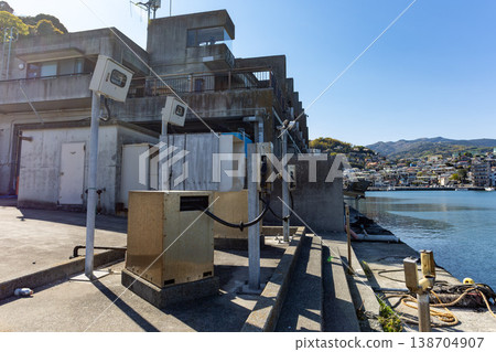Ship refueling facilities and port operations at Manazuru Port (Manazuru Town, Kanagawa Prefecture) Ship refueling facilities and port operations at Manazuru Port (Manazuru Town, Kanagawa Prefecture) 138704907