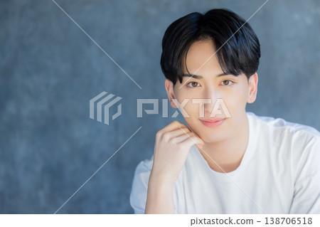 年輕男性的護膚形象 138706518