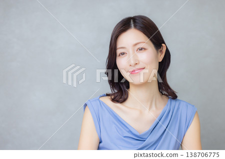 Beauty image for women in their 40s Beauty image for women in their 40s 138706775