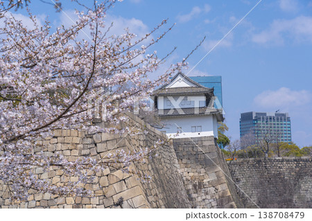Osaka Castle, First Turret, during the season of cherry blossoms in full bloom. Osaka Castle, First Turret, during the season of cherry blossoms in full bloom. 138708479