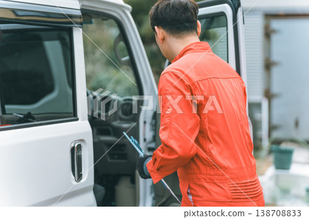 評估輕型貨車 138708833