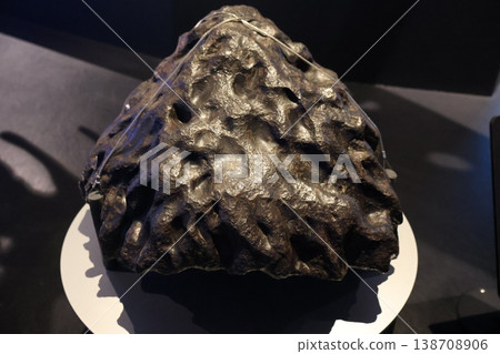 meteorite meteorite 138708906