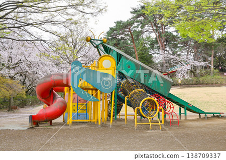 Hanazouji公園盛開 138709337