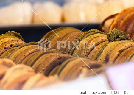 An imaginary scene with freshly baked imagawayaki (a type of Japanese sweet). 138711091
