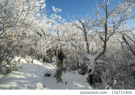 Deogyusan Deogyusan 138711908