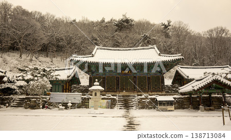 Mudeungsan 138713084
