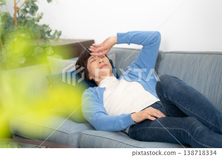 Senior female physical condition Senior female physical condition 138718334