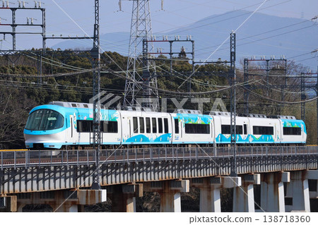 近鐵23000系列IL02編隊，Mijumaru Liner，穿越宮川大橋。 138718360