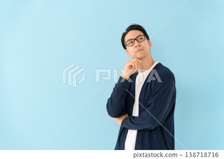 Middle-aged man portrait - I'm struggling. 138718716