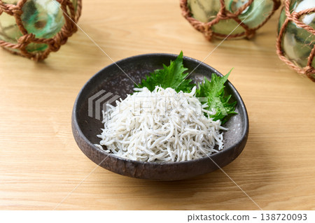 靜岡縣出產的煮銀魚 靜岡縣出產的煮銀魚 138720093