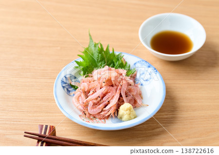Fresh Sakura Shrimp from Shizuoka Prefecture 138722616