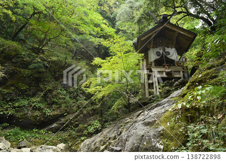 Motoise Ama-no-Iwato Shrine, Oe-cho, Fukuchiyama City, Kyoto Prefecture Motoise Ama-no-Iwato Shrine, Oe-cho, Fukuchiyama City, Kyoto Prefecture 138722898
