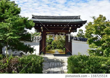 大津市本方田正瑞寺 大津市本方田正瑞寺 138725514