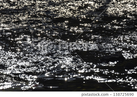 Shining river 138725690