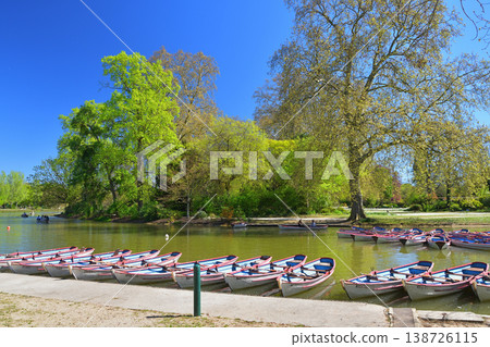 Rental boats lined up on Lake Daumesnil in the Bois de Vincennes, Paris (photographed April 7, 2026) 138726115
