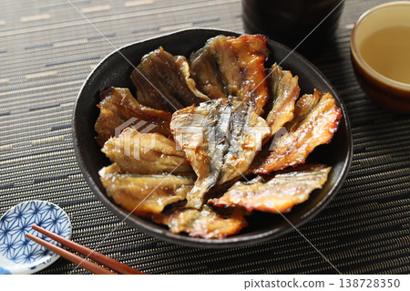 烤竹莢魚 烤竹莢魚 138728350