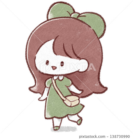 一個女孩出門散步 138730990