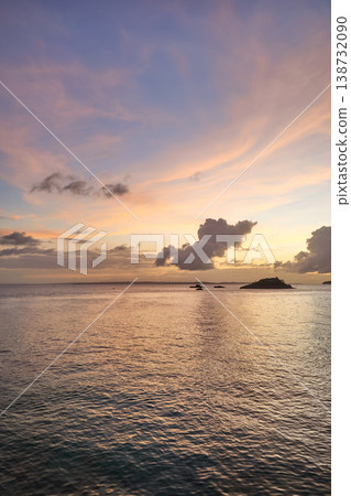 Beautiful sunset on Malapascua Island, Philippines. 138732090