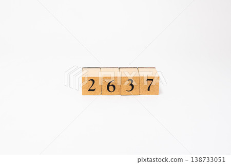 A four-digit number represented by wooden blocks; a simple numerical image resource. 138733051