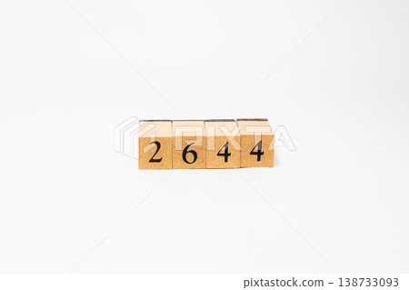 A four-digit number represented by wooden blocks; a simple numerical image resource. 138733093