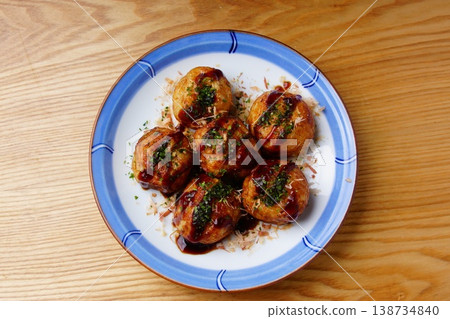 Osaka specialty takoyaki 138734840